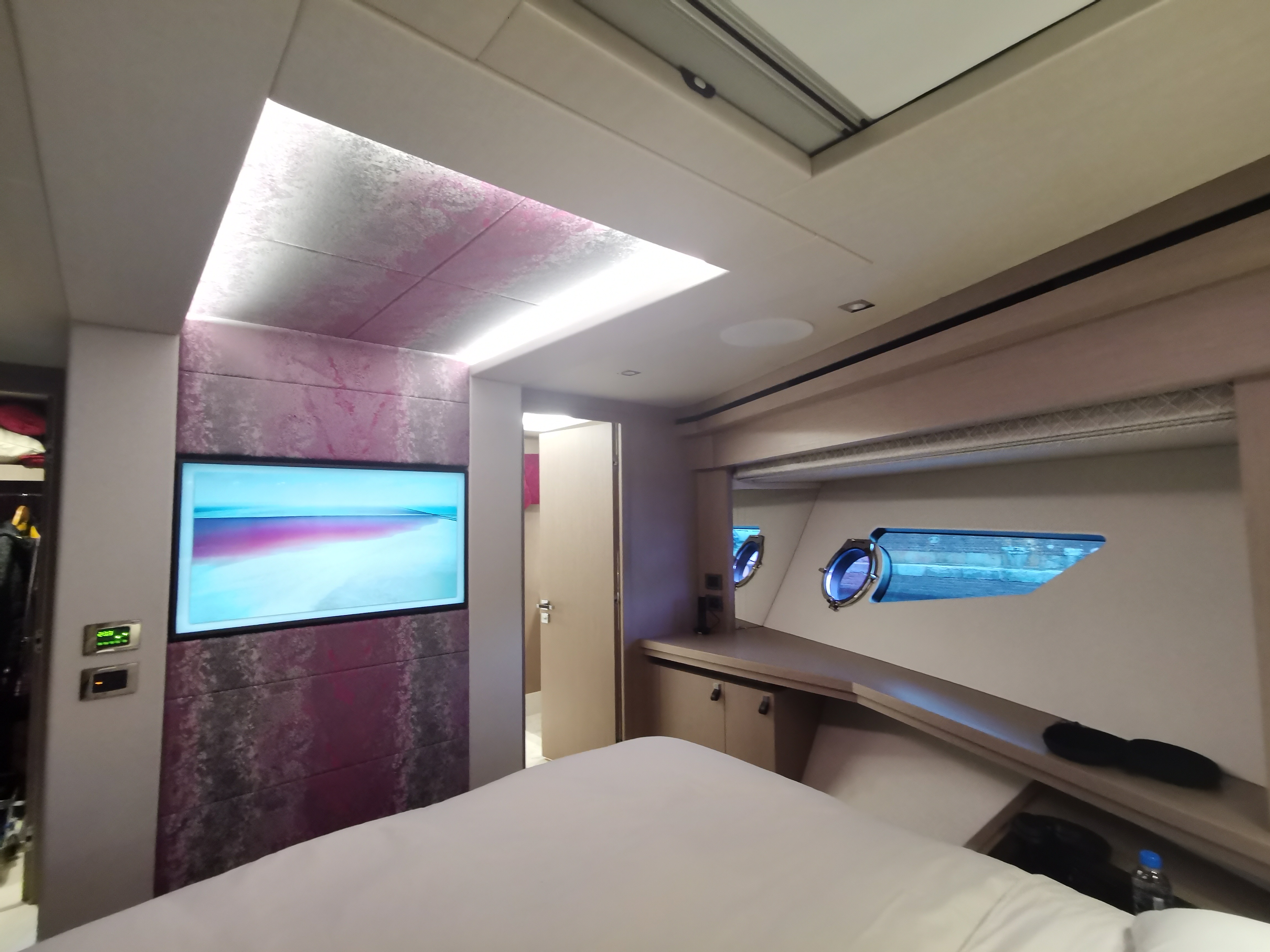 M/Y Skye (Sunseeker 86)